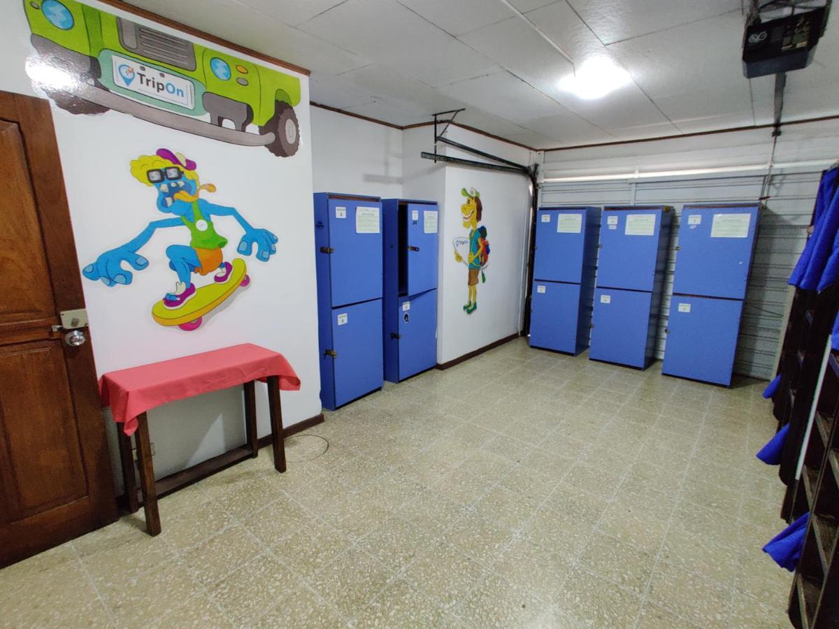 Tripon Open House Hostel San José Kültér fotó